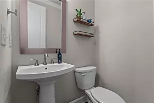 1402 Wisteria Wall Dr, Suwanee, GA 30024 - Photo 18