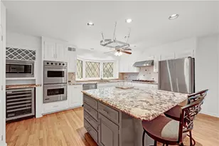 1701 Trotters Ln, Stone Mountain, GA 30087 - Photo 12