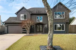 425 Mikasa Dr, Johns Creek, GA 30022 - Photo 1