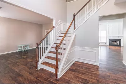 230 Albrighton Court, Suwanee, GA 30024 - Photo 2