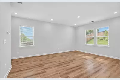 1872 Holmsey Circle SE, Conyers, GA 30094 - Photo 8
