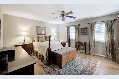2747 Pinestream Drive NE, Marietta, GA 30068 - Photo 32