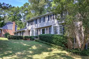 2747 Pinestream Dr NE, Marietta, GA 30068 - Photo 10