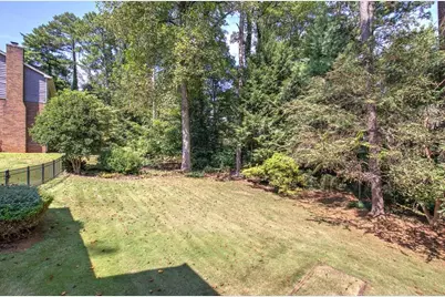 2747 Pinestream Drive NE, Marietta, GA 30068 - Photo 8