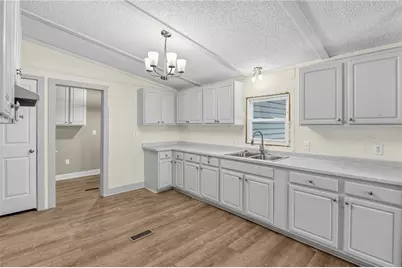 240 Norfolk Dr, Hampton, GA 30228 - Photo 12