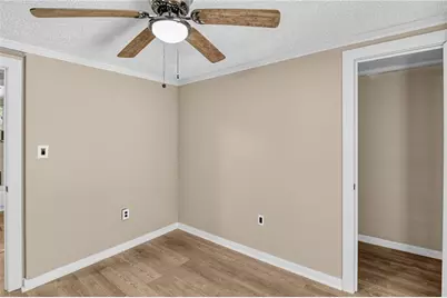 240 Norfolk Dr, Hampton, GA 30228 - Photo 16