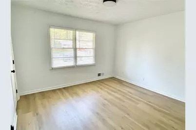 359 Mimosa Drive, Buford, GA 30518 - Photo 6