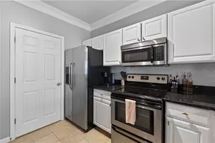 4203 Westchester Ridge NE, Atlanta, GA 30329 - Photo 8