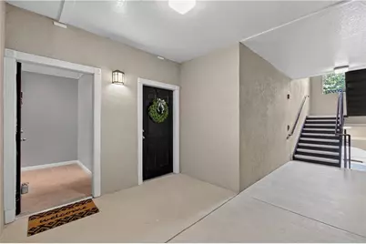 4203 Westchester Ridge NE, Atlanta, GA 30329 - Photo 2