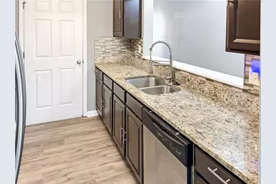 6203 Fairington Ridge Circle, Lithonia, GA 30038 - Photo 2