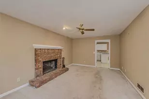 220 Timber Laurel Ln, Lawrenceville, GA 30043 - Photo 6