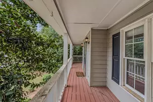 220 Timber Laurel Ln, Lawrenceville, GA 30043 - Photo 4