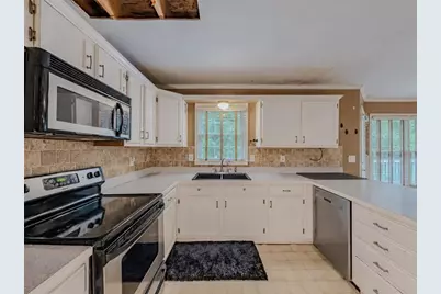 220 Timber Laurel Lane, Lawrenceville, GA 30043 - Photo 10