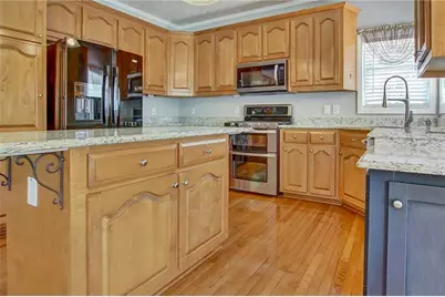 190 Baywatch Circle, Fayetteville, GA 30215 - Photo 10