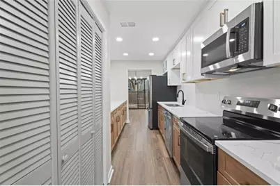 915 Cedar Creek S, Marietta, GA 30067 - Photo 18