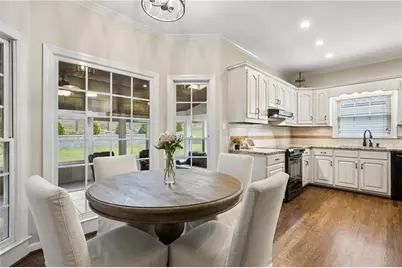 4387 Trestle Way, Buford, GA 30518 - Photo 24