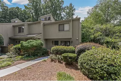 1237 Druid Knoll Drive NE, Brookhaven, GA 30319 - Photo 2