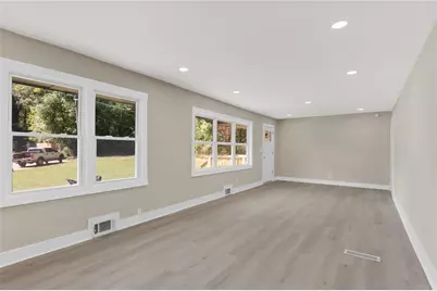 2780 Long Way, Decatur, GA 30032 - Photo 6