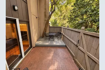 60 Ivy Parkway NE, Atlanta, GA 30342 - Photo 32