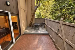60 Ivy Pkwy NE, Atlanta, GA 30342 - Photo 32