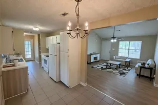 122 Oriole Dr, Jonesboro, GA 30238 - Photo 2