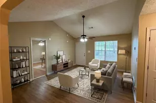 122 Oriole Dr, Jonesboro, GA 30238 - Photo 4