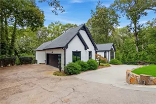 6340 Barberry Hill Dr, Gainesville, GA 30506 - Photo 2