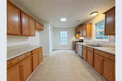 855 Minor Creek Way NW, Lilburn, GA 30047 - Photo 14