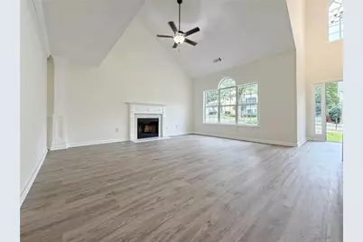 855 Minor Creek Way NW, Lilburn, GA 30047 - Photo 6