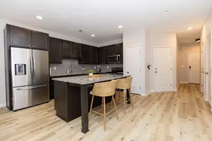 2857 Regal Park NW, Atlanta, GA 30318 - Photo 6