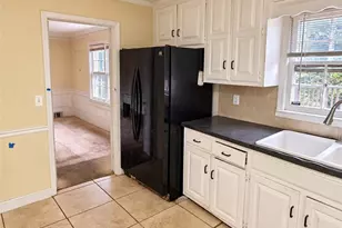 780 Yorkshire Pl SW, Lilburn, GA 30047 - Photo 14