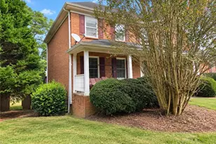780 Yorkshire Pl SW, Lilburn, GA 30047 - Photo 2