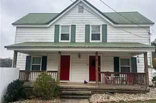 21 Highland St, Gainesville, GA 30501 - Photo 1