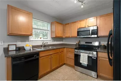 684 Georgetown Court, Jonesboro, GA 30236 - Photo 2