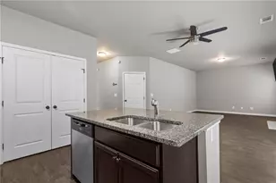 891 Walnut Woods Dr, Braselton, GA 30517 - Photo 10