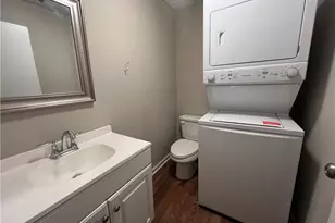 49 Quarry St, Gainesville, GA 30501 - Photo 4