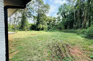 5456 Brownlee Rd, Stone Mountain, GA 30087 - Photo 38