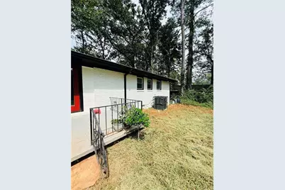 5456 Brownlee Road, Stone Mountain, GA 30087 - Photo 34