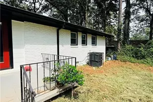 5456 Brownlee Rd, Stone Mountain, GA 30087 - Photo 34