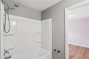 880 Bridge Pointe Ct, Alpharetta, GA 30005 - Photo 22