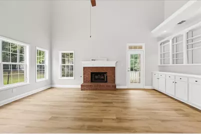 190 Jay Trail, Fayetteville, GA 30215 - Photo 2