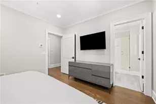 3715 Peachtree Road NE, Atlanta, GA 30319 - Photo 32