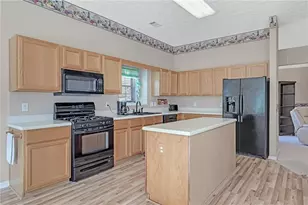 19 Meadow Crest Ct, Powder Springs, GA 30127 - Photo 10