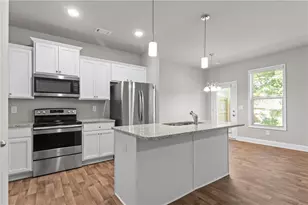 9 Richardson St, Winder, GA 30680 - Photo 14