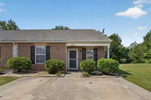 1570 Louise Anderson Dr, Griffin, GA 30224 - Photo 1