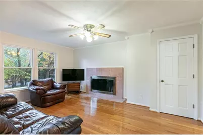 620 Oakstone Way, Roswell, GA 30075 - Photo 6