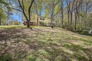 620 Oakstone Way, Roswell, GA 30075 - Photo 4