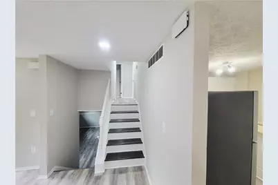 726 Lawndale Court, Norcross, GA 30093 - Photo 6