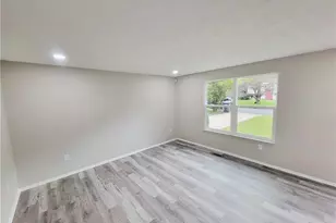 726 Lawndale Ct, Norcross, GA 30093 - Photo 4