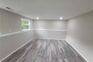 726 Lawndale Ct, Norcross, GA 30093 - Photo 10
